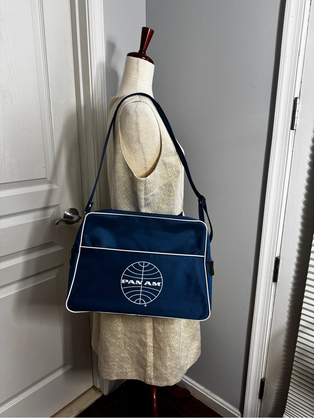 ✈️ Vintage Pan Am Airlines Blue Travel Bag | 16” × 12”